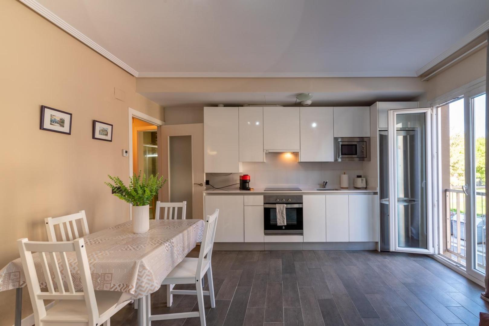 Forum Evolucion Residence Burgo Екстериор снимка